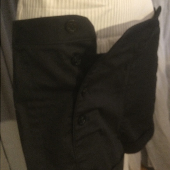 Aritzia shorts - Picture 2 of 10